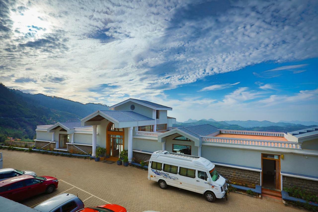 La Montana By Tgi Hotel Ooty Eksteriør billede